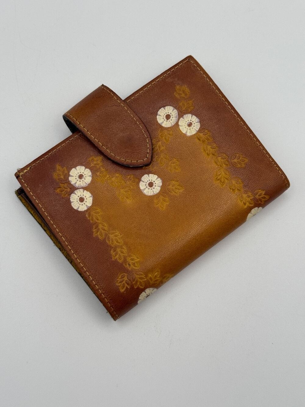 Vintage Baronet Cowhide Leather Floral Wallet w/ Address Book Brown